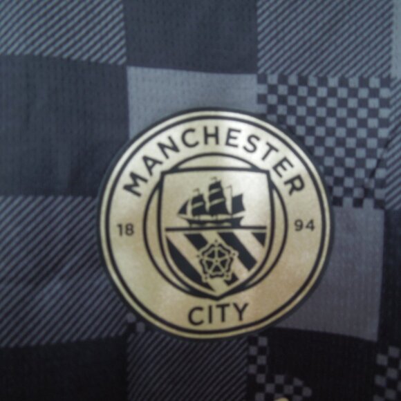 Manchester City co-branded special edition soccer jersey, large, Puma - Picture 5 of 7